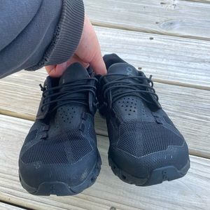 Sz 7.5 practically brand new on cloud black sneakers